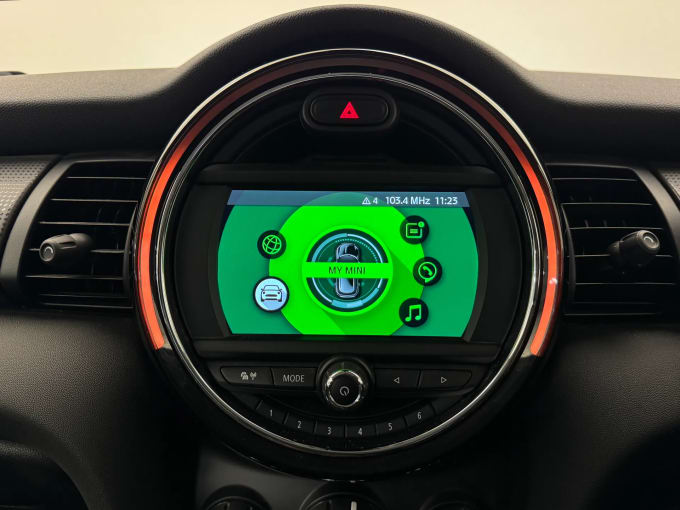 2020 Mini Hatch