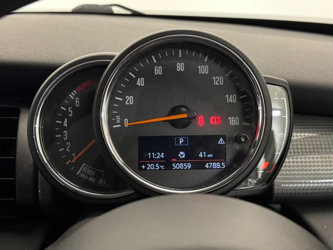 2020 Mini Hatch