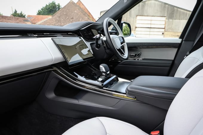 2024 Land Rover Range Rover Sport