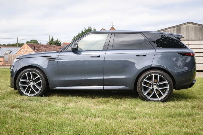 2024 Land Rover Range Rover Sport