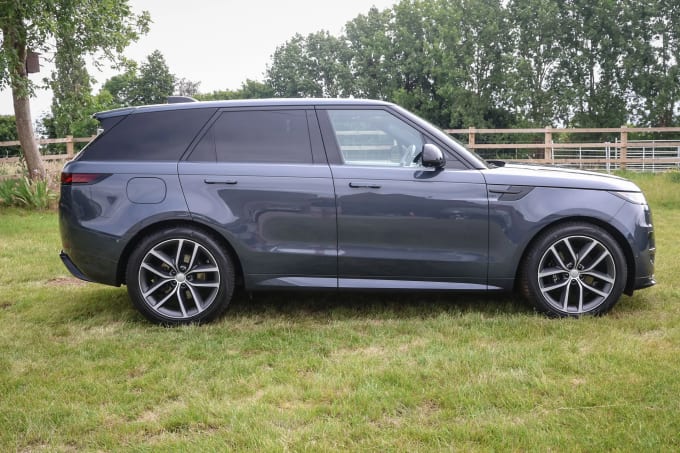 2024 Land Rover Range Rover Sport