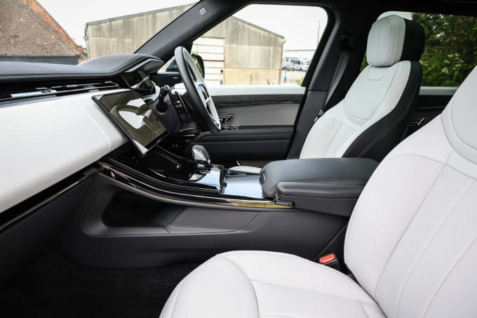 2024 Land Rover Range Rover Sport