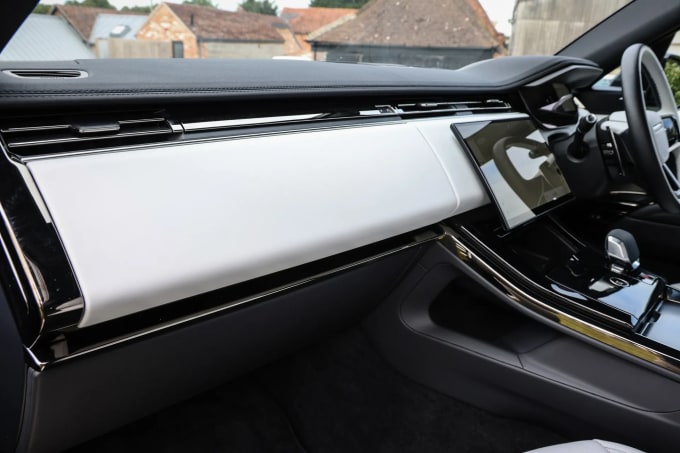 2024 Land Rover Range Rover Sport