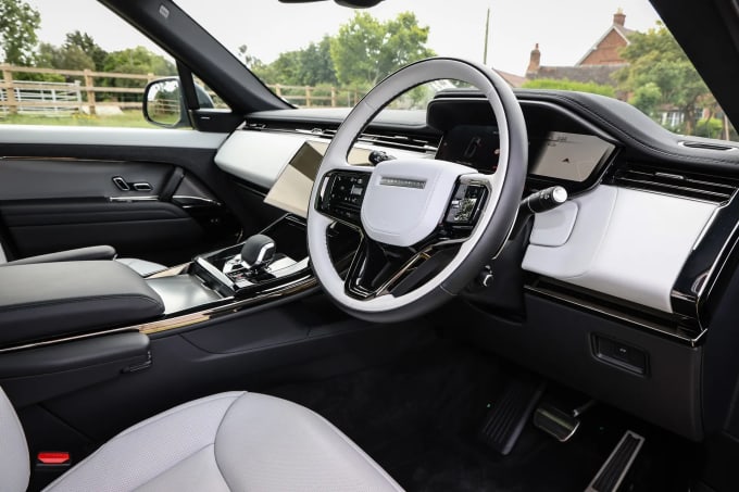 2024 Land Rover Range Rover Sport