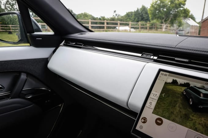 2024 Land Rover Range Rover Sport