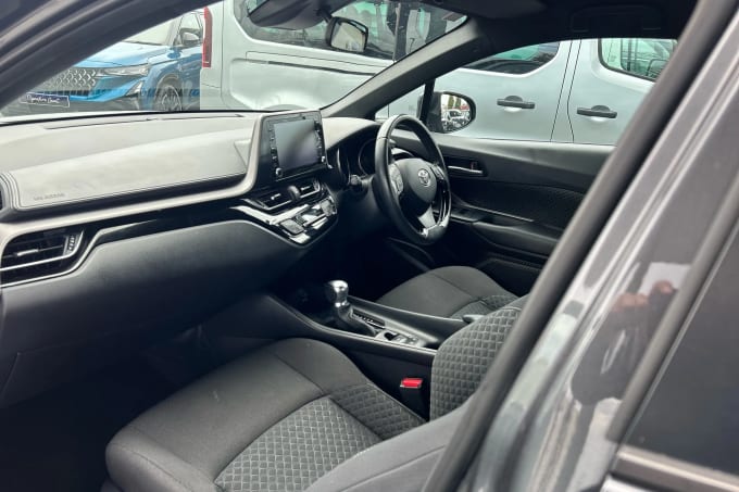 2021 Toyota C-hr