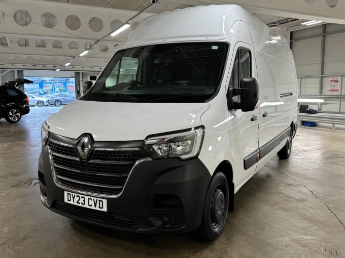 2023 Renault Master