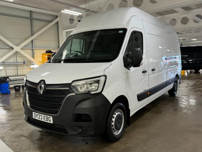 2023 Renault Master