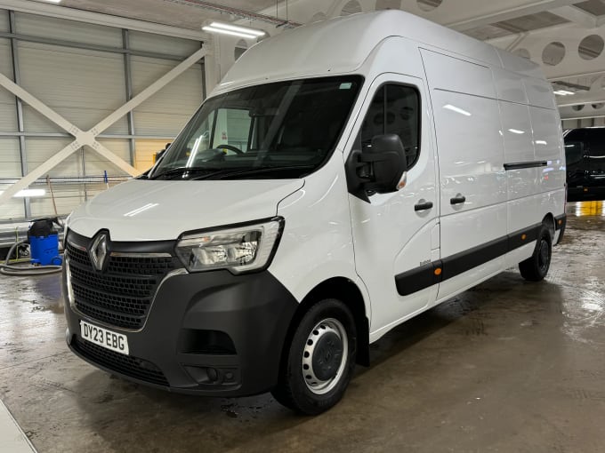 2023 Renault Master