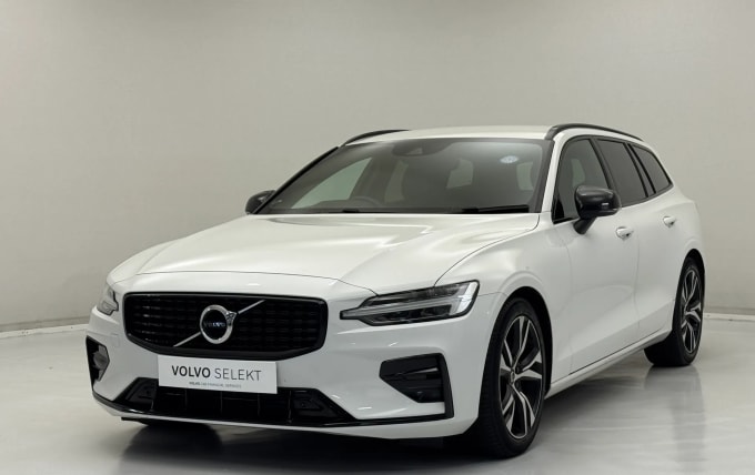 2022 Volvo V60