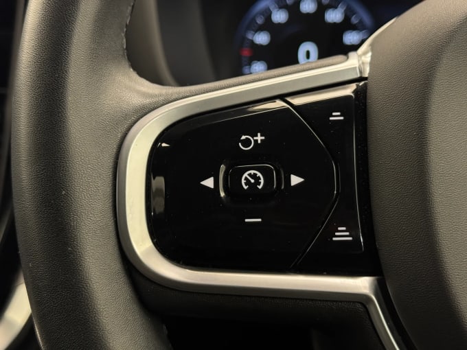 2022 Volvo V60