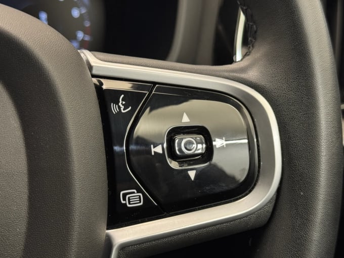 2022 Volvo V60