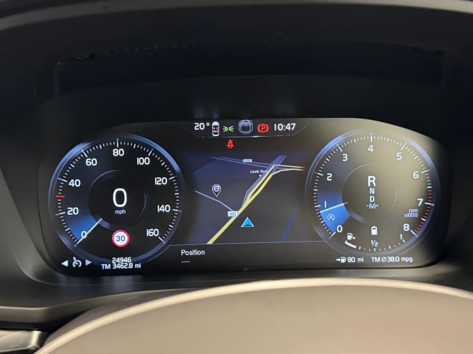 2022 Volvo V60