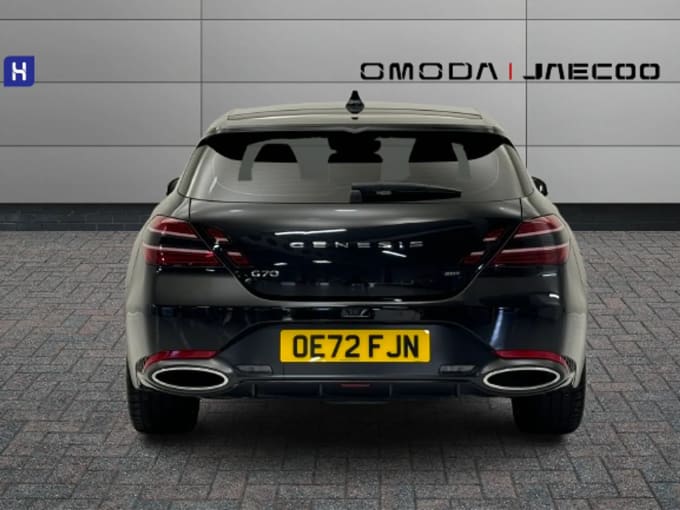 2022 Genesis G70