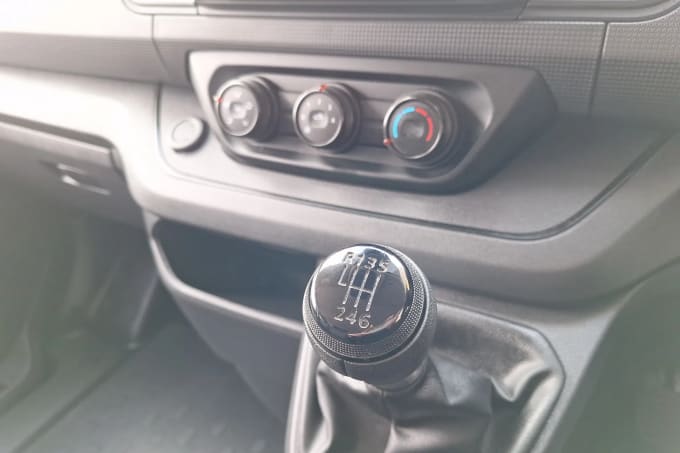 2023 Renault Trafic