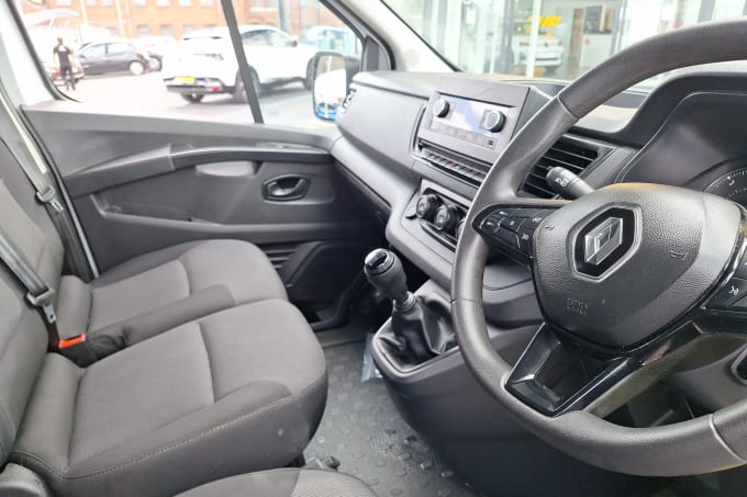2023 Renault Trafic