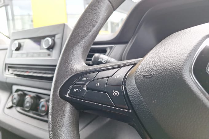2023 Renault Trafic
