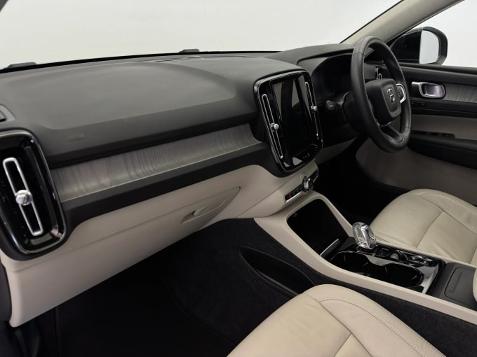 2021 Volvo Xc40