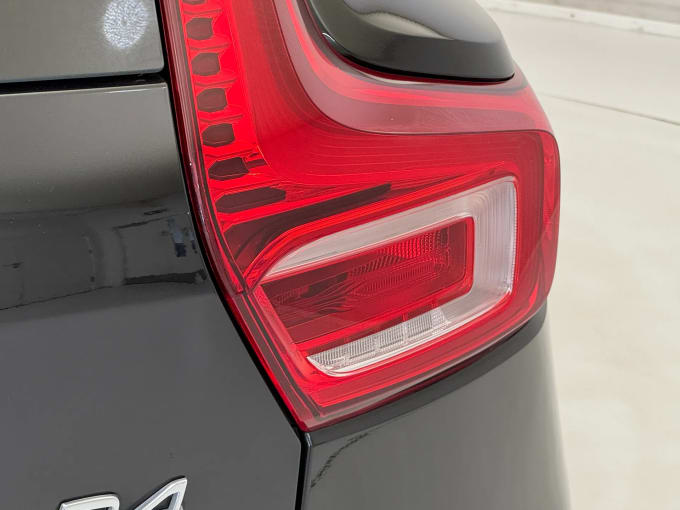 2021 Volvo Xc40