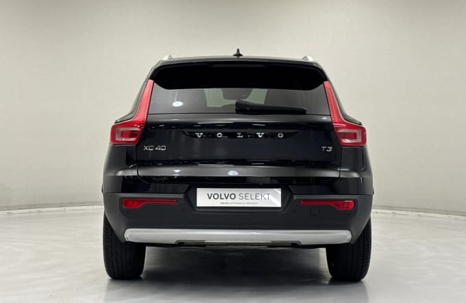 2021 Volvo Xc40