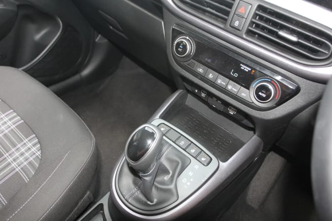 2024 Hyundai I10