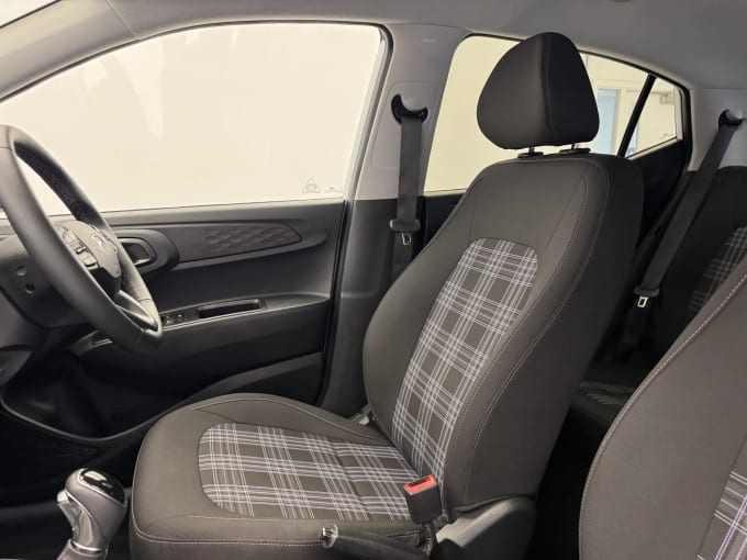 2024 Hyundai I10