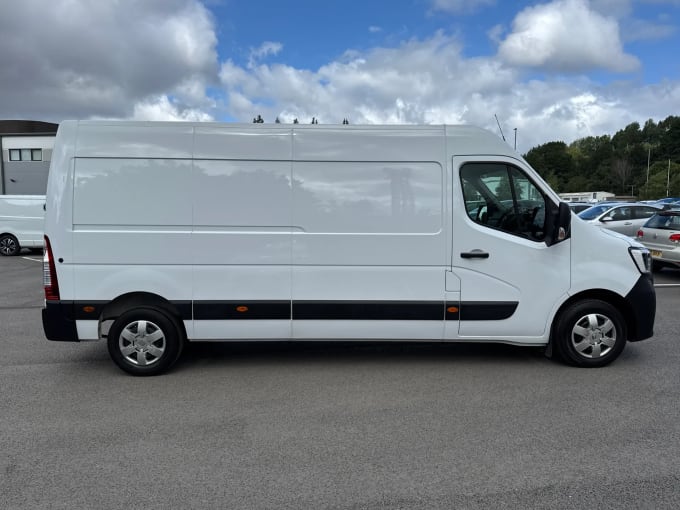 2023 Renault Master