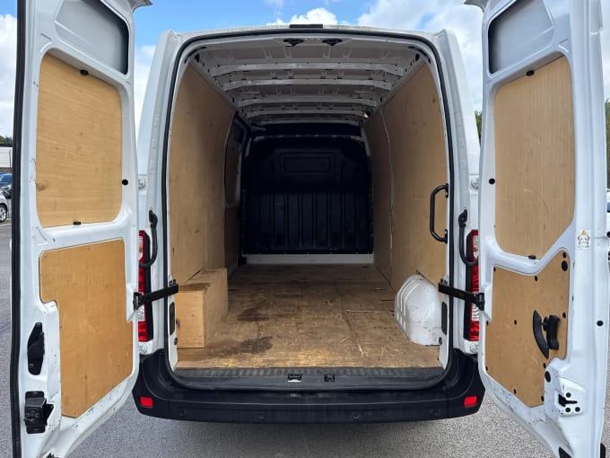 2023 Renault Master