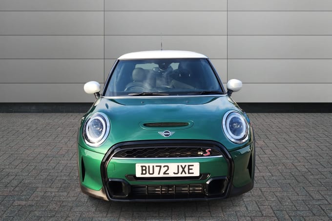 2022 Mini Hatch