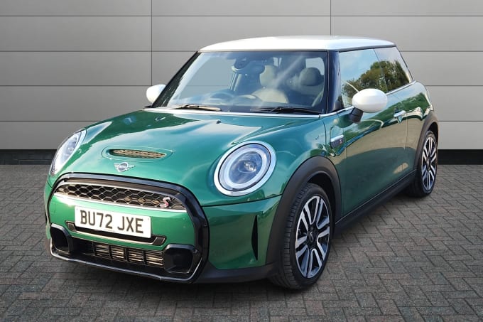 2022 Mini Hatch