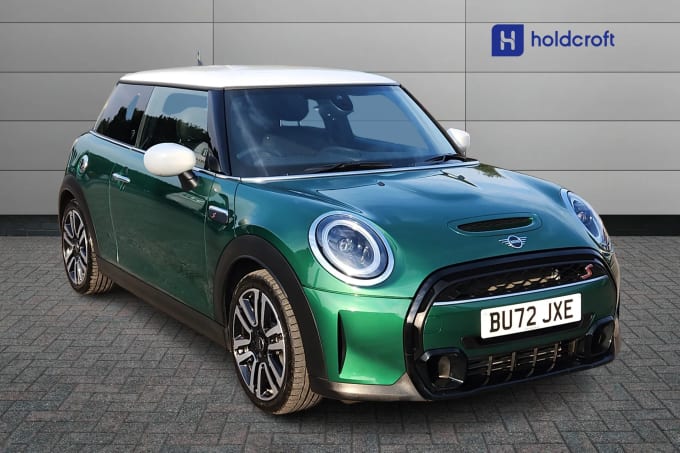 2022 Mini Hatch