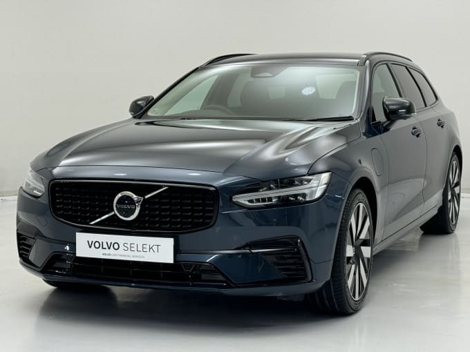 2024 Volvo V90