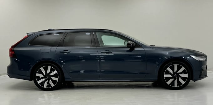 2024 Volvo V90