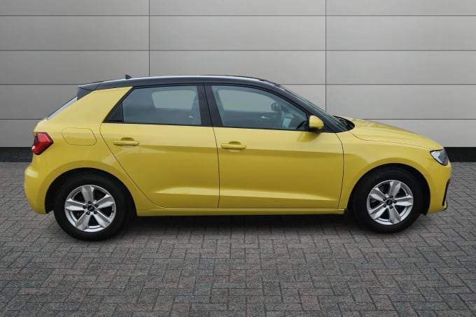 2022 Audi A1
