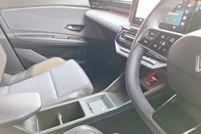 2025 Renault 5