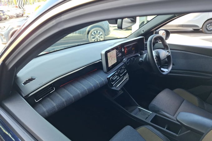 2025 Renault 5