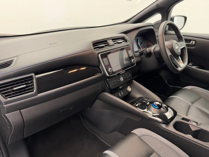 2022 Nissan Leaf