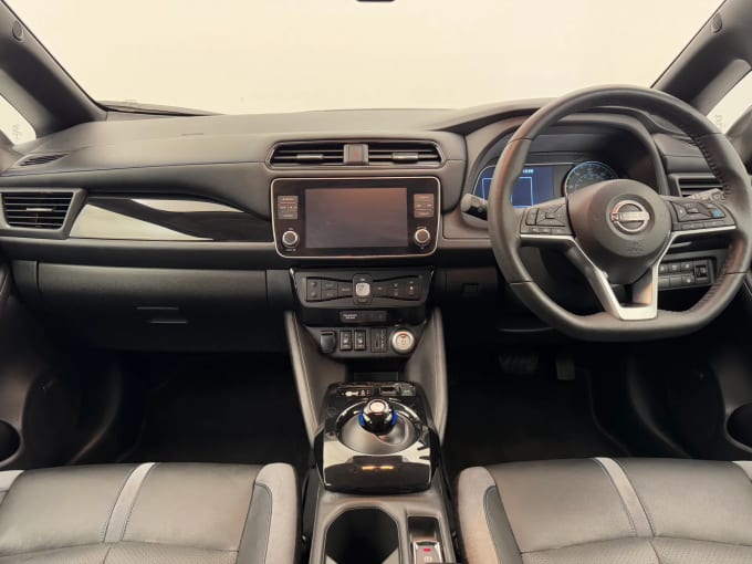 2022 Nissan Leaf