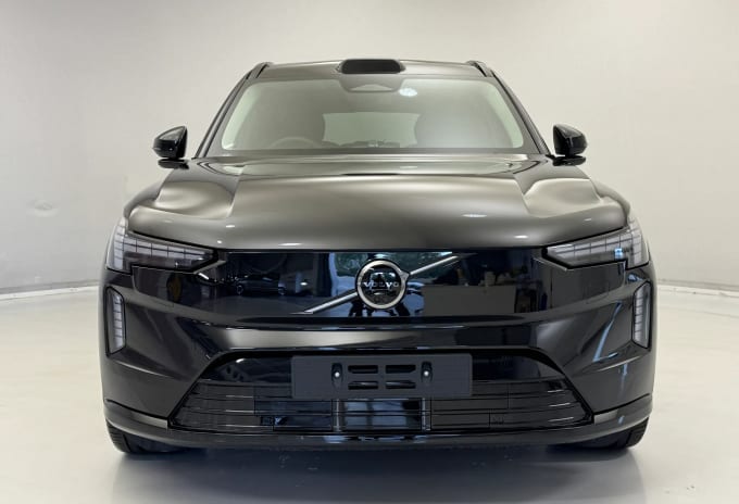 2025 Volvo Ex90