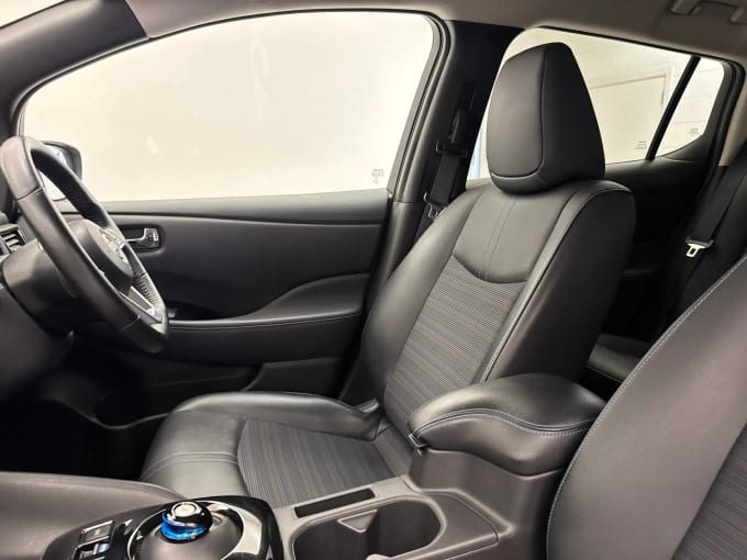 2022 Nissan Leaf