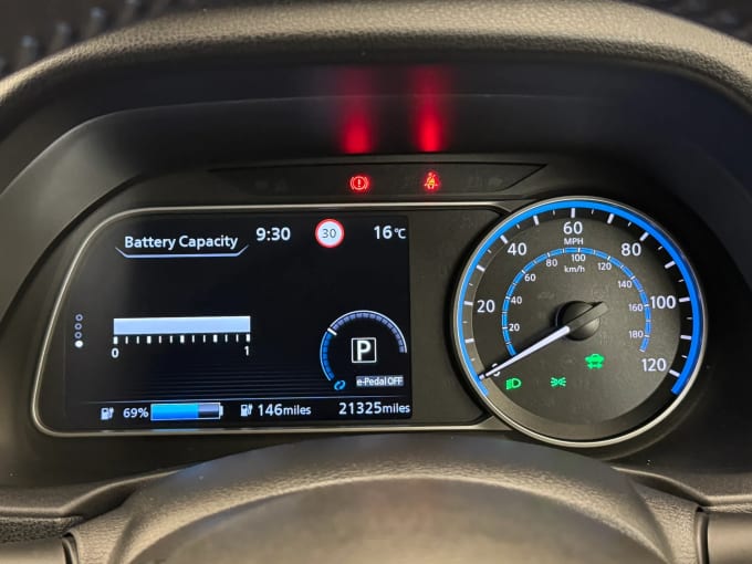 2022 Nissan Leaf