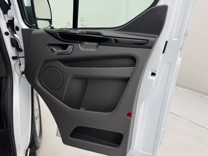 2023 Ford Transit Custom