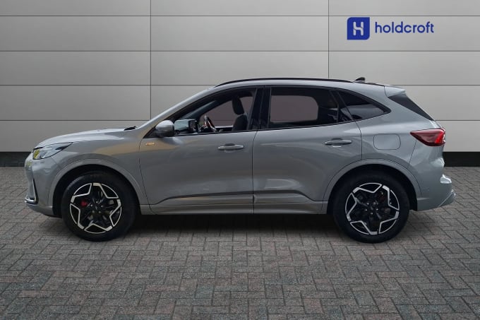 2025 Ford Kuga