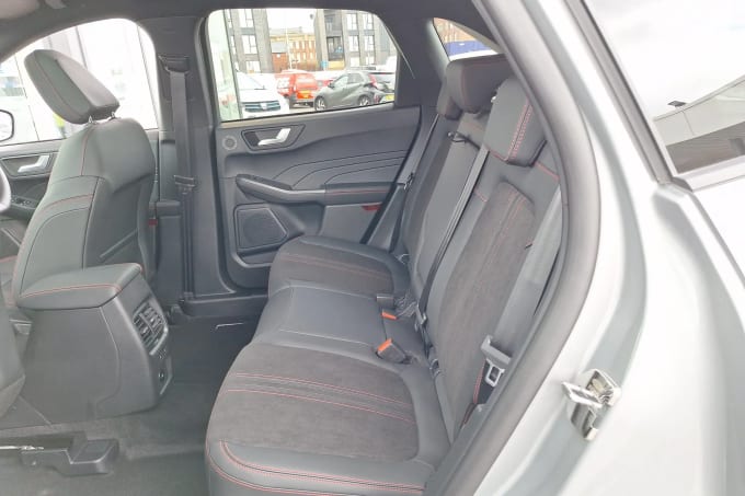 2025 Ford Kuga