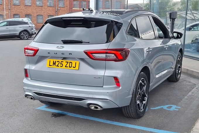 2025 Ford Kuga