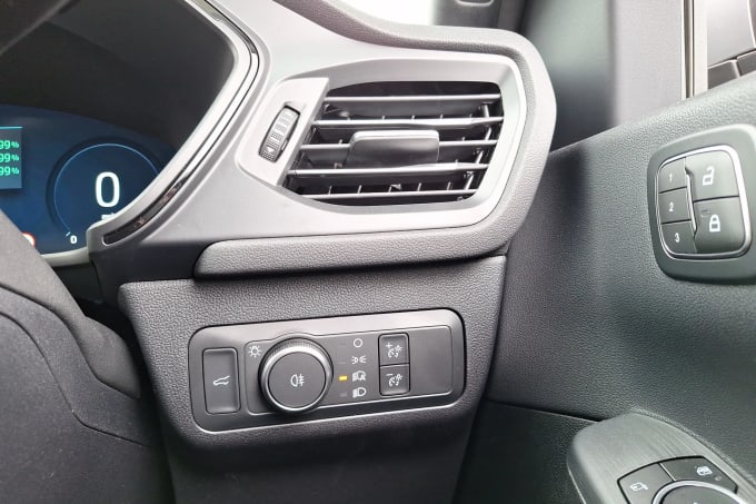 2025 Ford Kuga