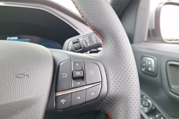 2025 Ford Kuga
