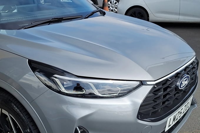 2025 Ford Kuga