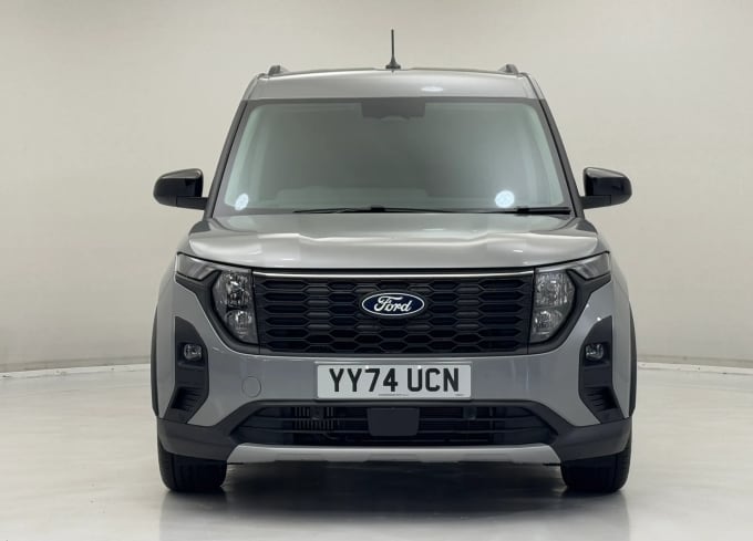 2025 Ford Transit Courier