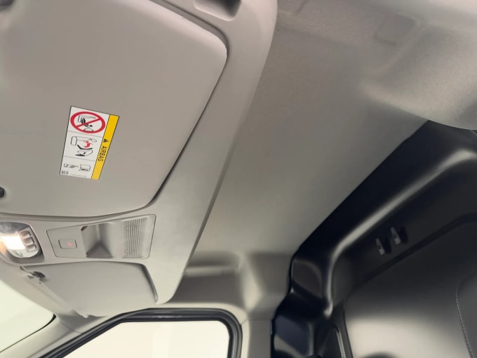 2025 Ford Transit Courier